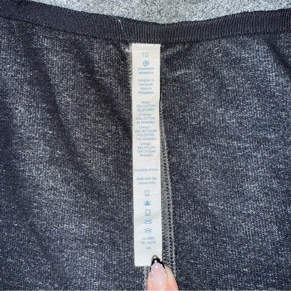 lululemon athletica Charcoal Snap Jacket - Women's Size 10 - Picture 6 of 11